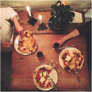 Pizza och vin